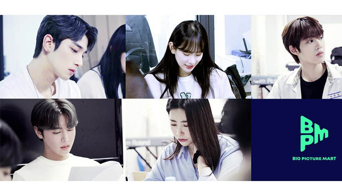 Love in blackhole kdrama